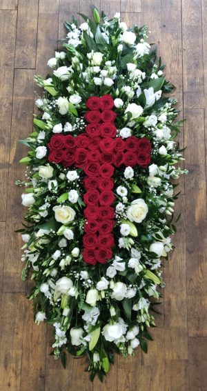 Everlasting Rose Cross Casket Top